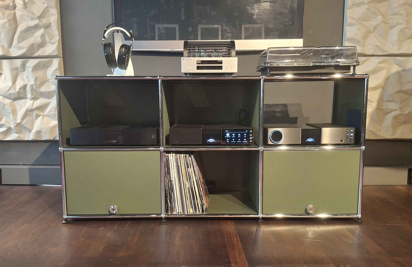 USM Haller Modular frame cabinet | HIFI STUDIO WILBERT