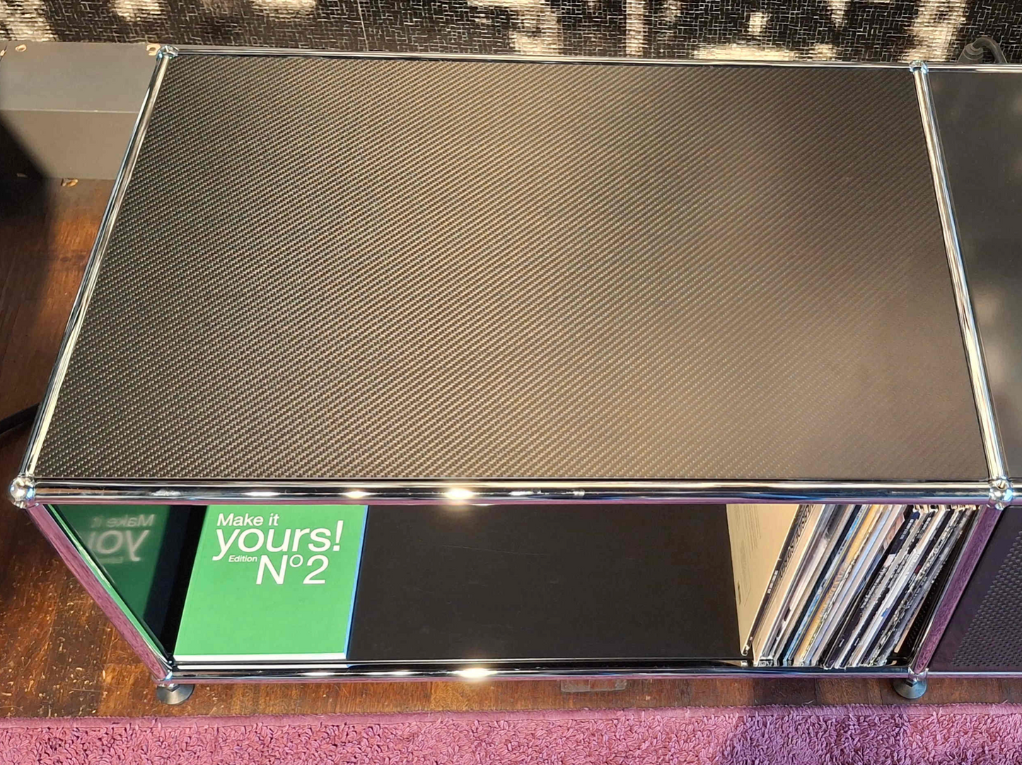 USM Haller Finite Carbofibre shelf |  HIFI STUDIO WILBERT