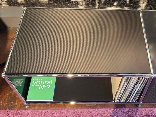 USM Haller Finite Carbofibre shelf |  HIFI STUDIO WILBERT